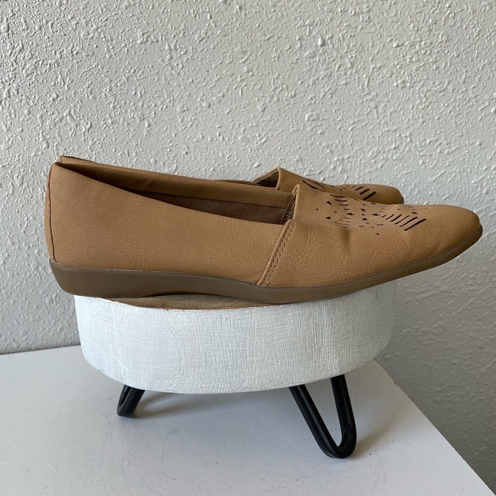 A2 by Aerosoles Tan Flats Size 8 EUC
